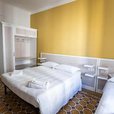 호텔 Albergo Centrale