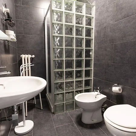 Hotel Centrale 2*